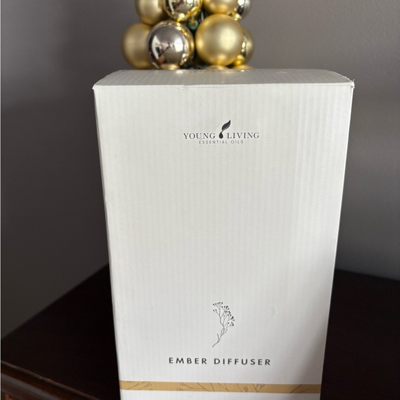 NWT Young Living essential oils Ember Diffuser - Picture 2 of 13